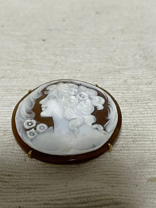 CAMEO カメオ K18 ブローチ　ペンダントどちらでも使える