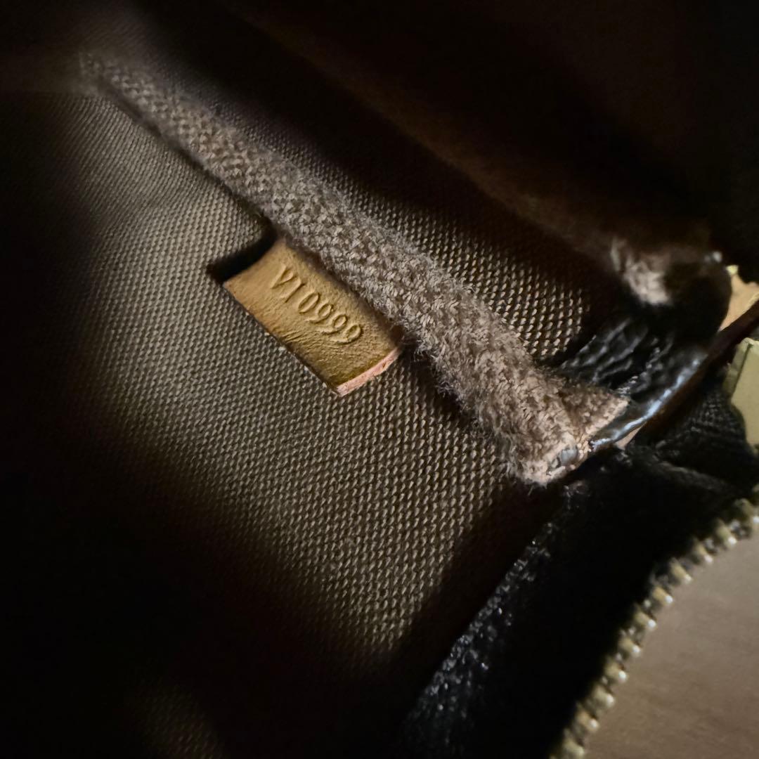 LOUIS VUITTON ルイヴィトン アクセソワール ポシェット ミニバッグ