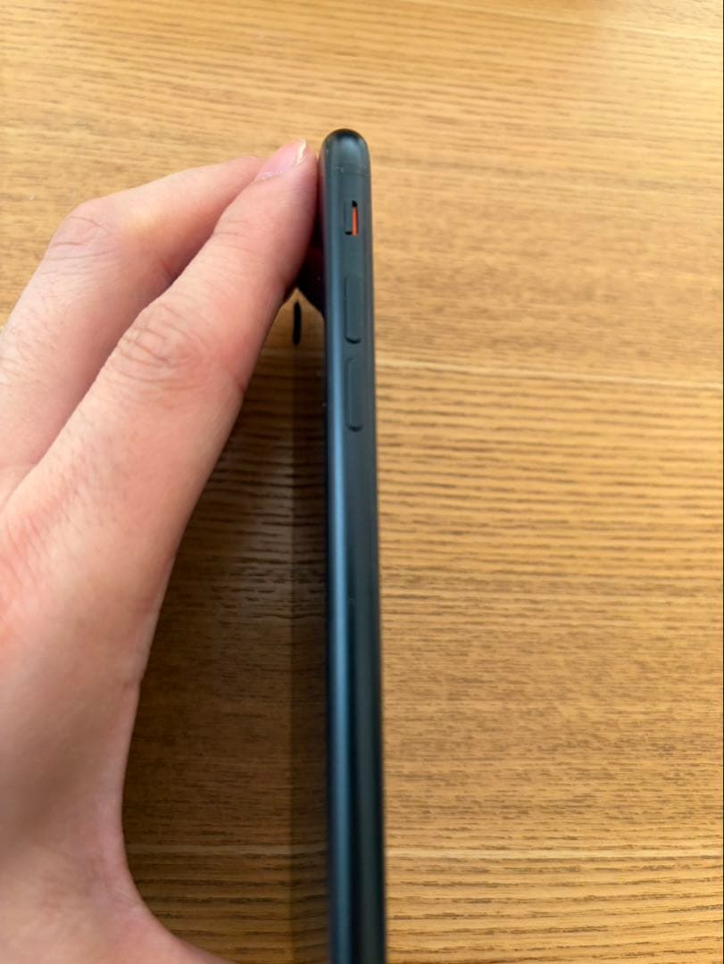 Apple iPhone SE (第3世代) ミッドナイト 本体 64GB