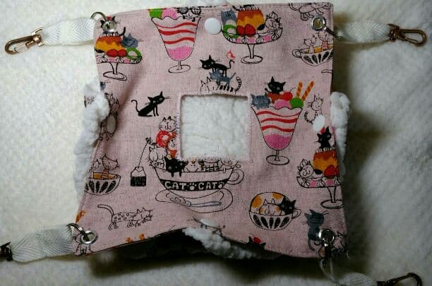 モモンガハウス(カフェ・猫) ボア白   大きいサイズ(家族用) 2200円