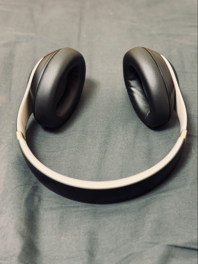 【超レア】Beats Studio Pro ブラック×ゴールド 米国限定色