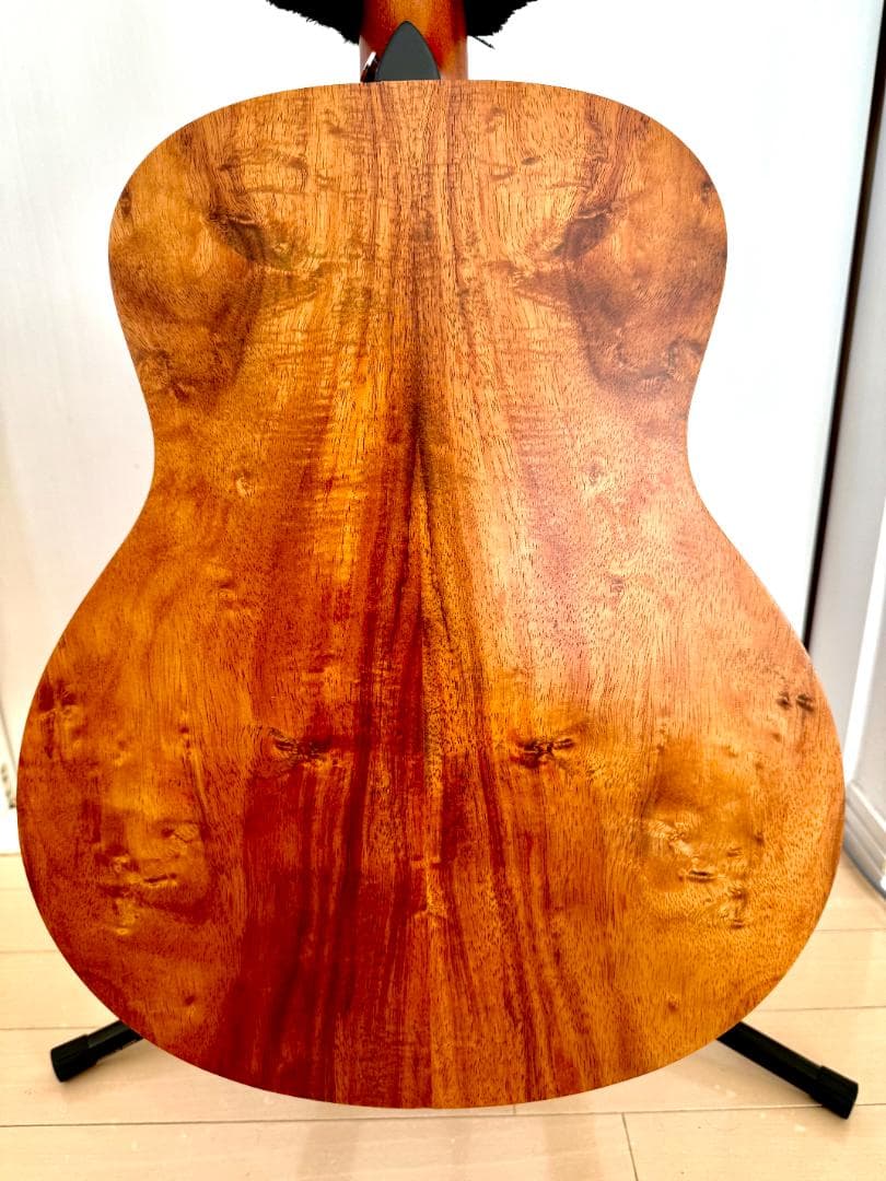 Taylor GS Mini-e Koa ミニギター【ピックアップ搭載】