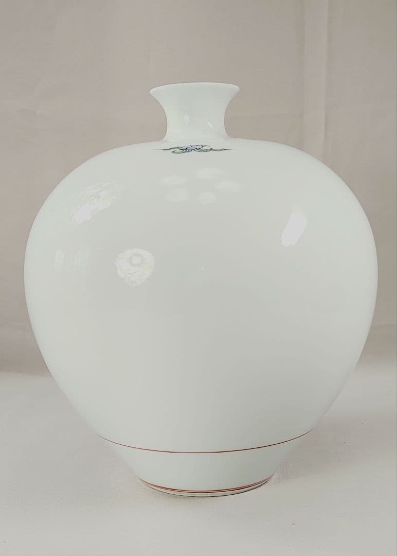 希少 重要無形文化財 中村清六作 有田焼 高麗庵清六窯 白磁錦絵 花鳥紋花瓶