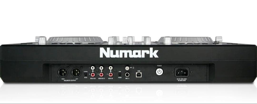 ヤーマンおやじさん8/16購入予定　Numark Mixdeck Express