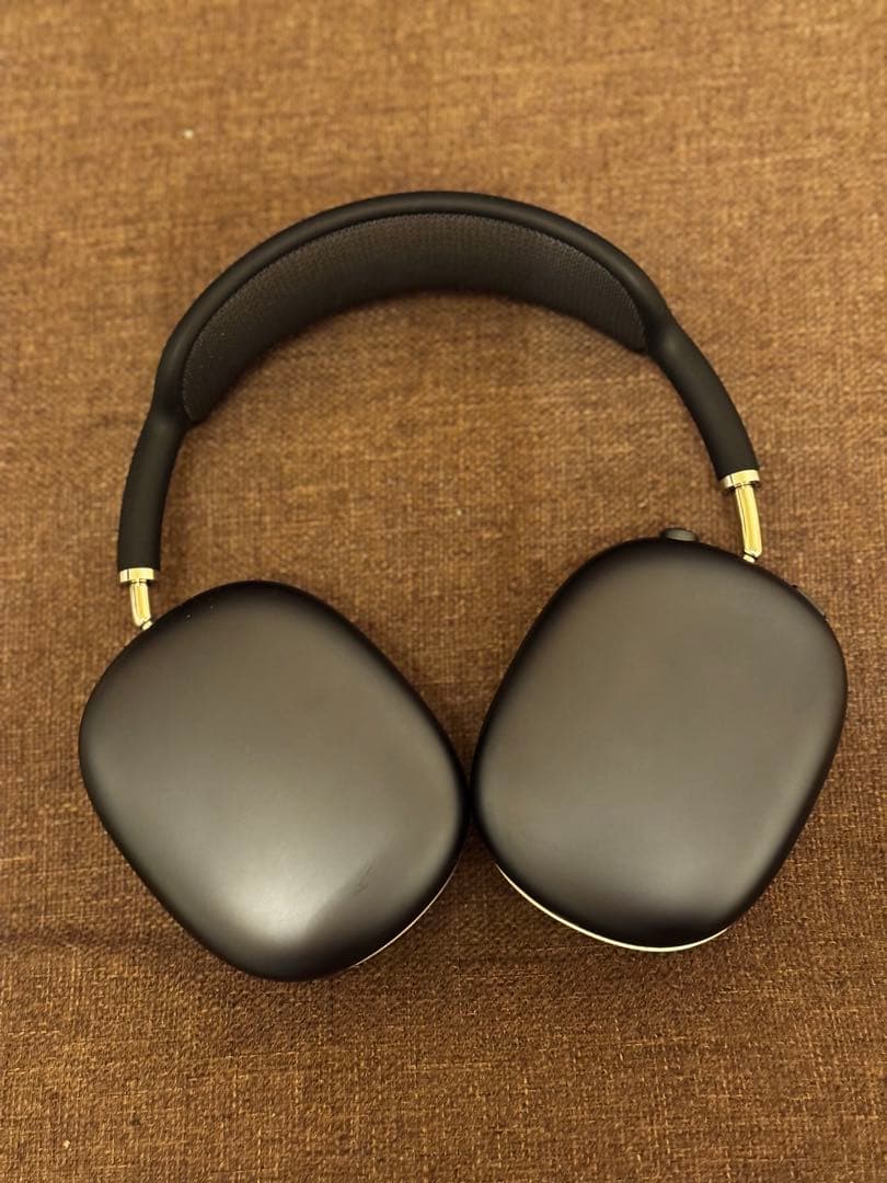 AirPods Max ミッドナイト