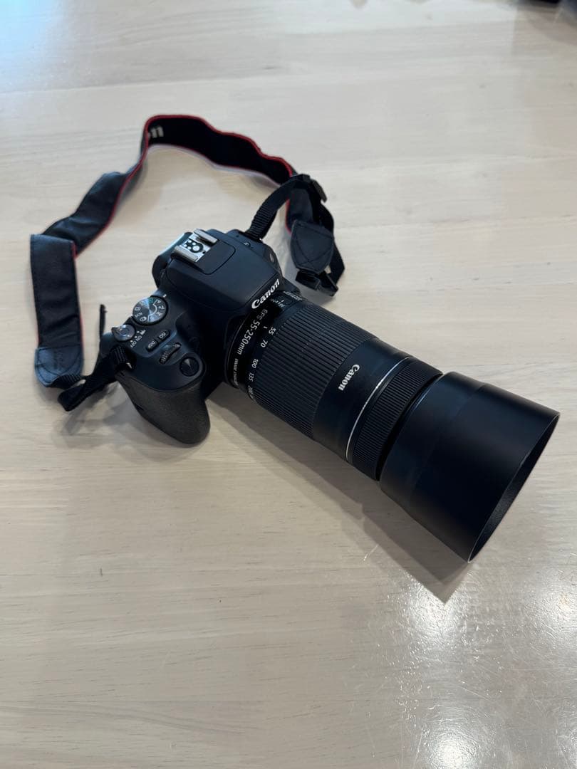 Canon EOS Kiss X9 ブラック ダブルズームキット バッグ付き