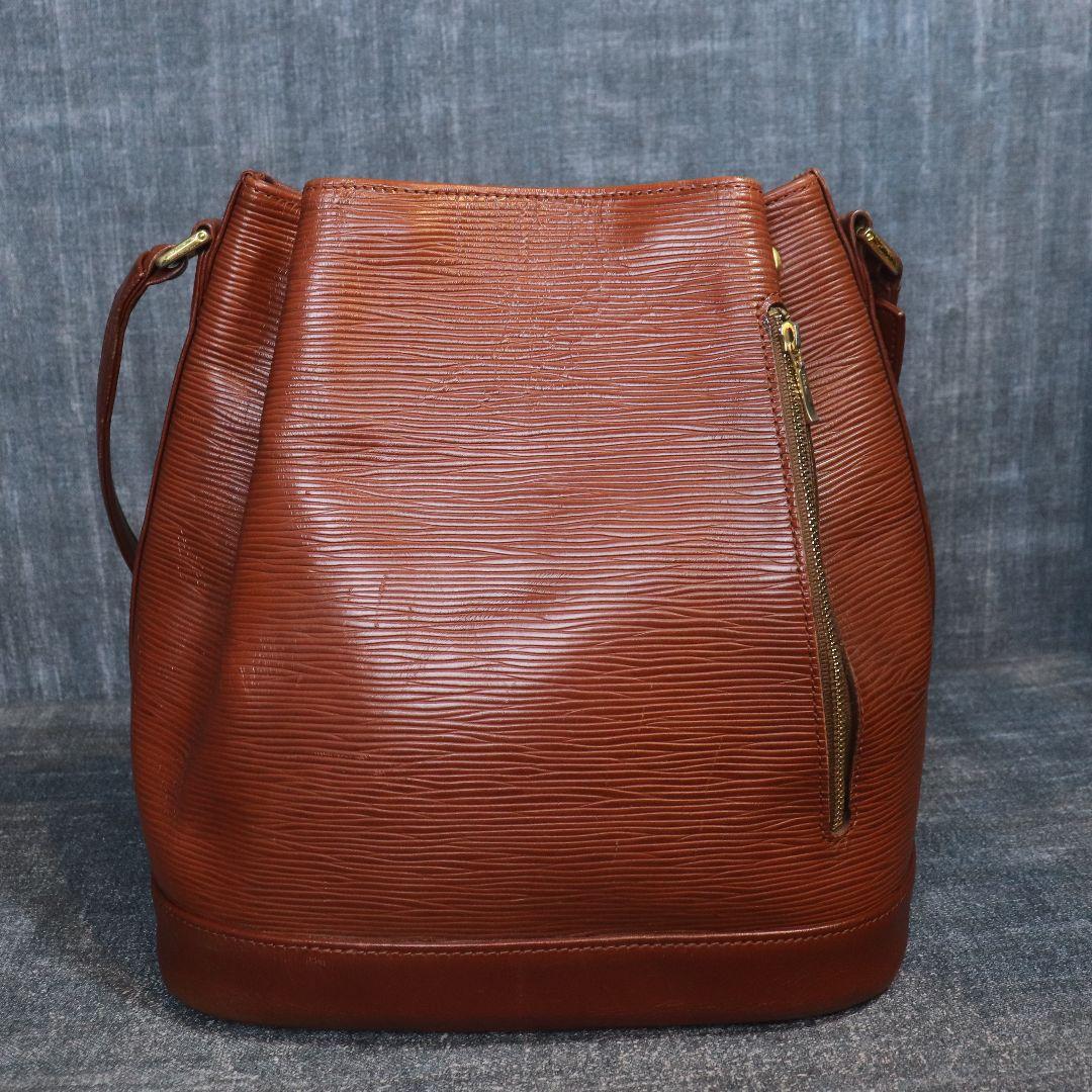 VALENTINO GARAVANI 巾着ショルダーバッグ