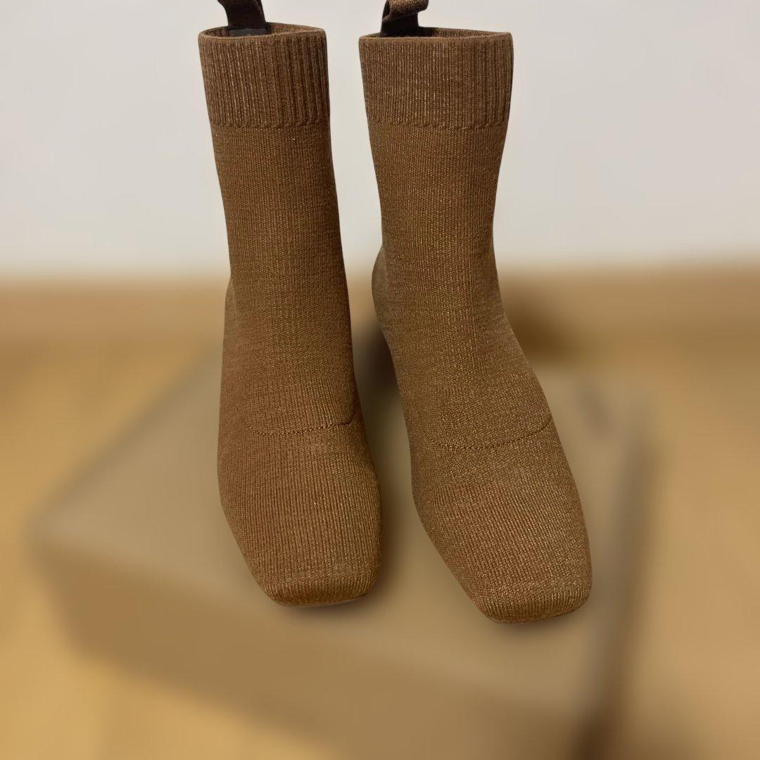 【み。】VIVAIA スクエアトゥ撥水加工ショートブーツ