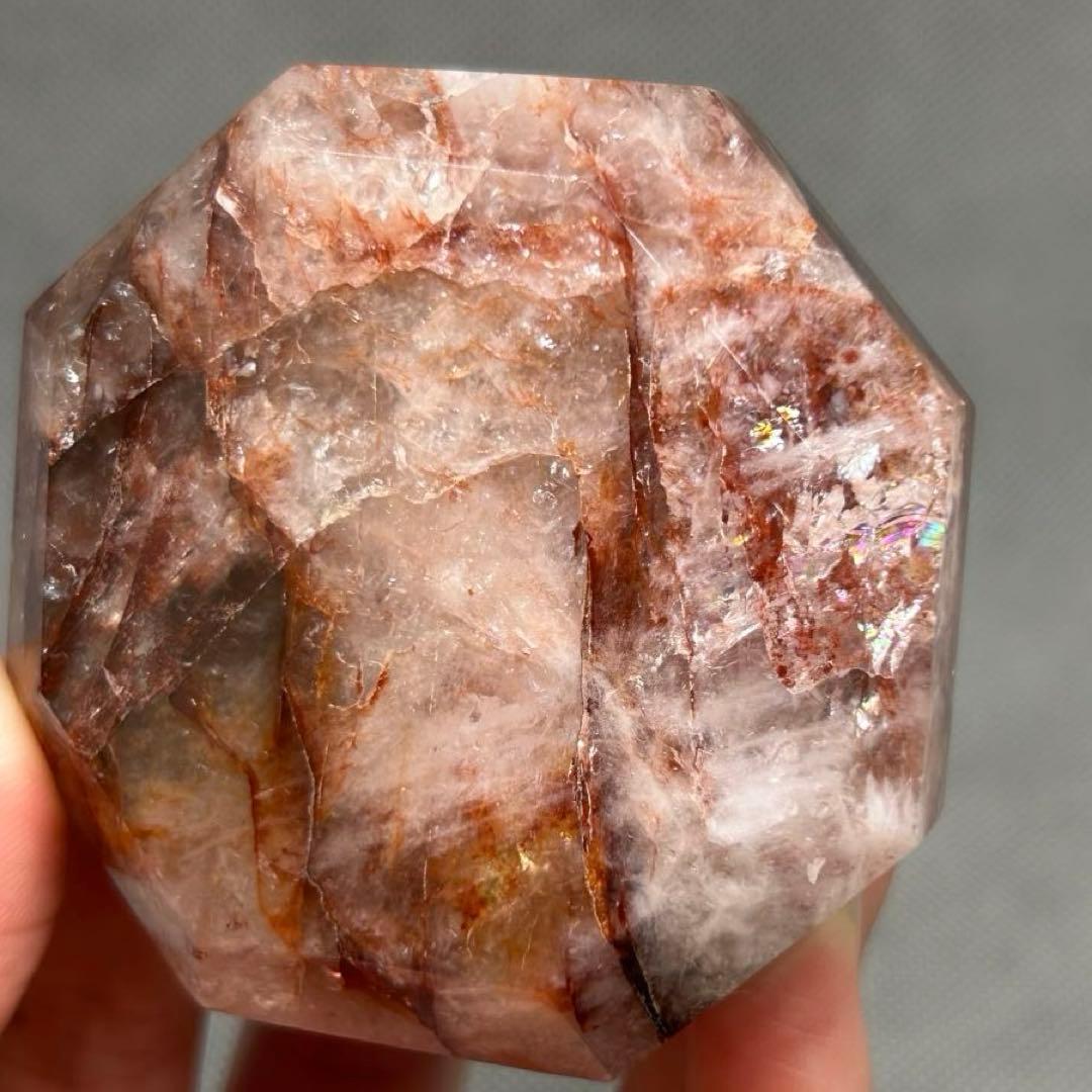 ダイアモンド型　ファイヤークォーツ　虹あり　225g