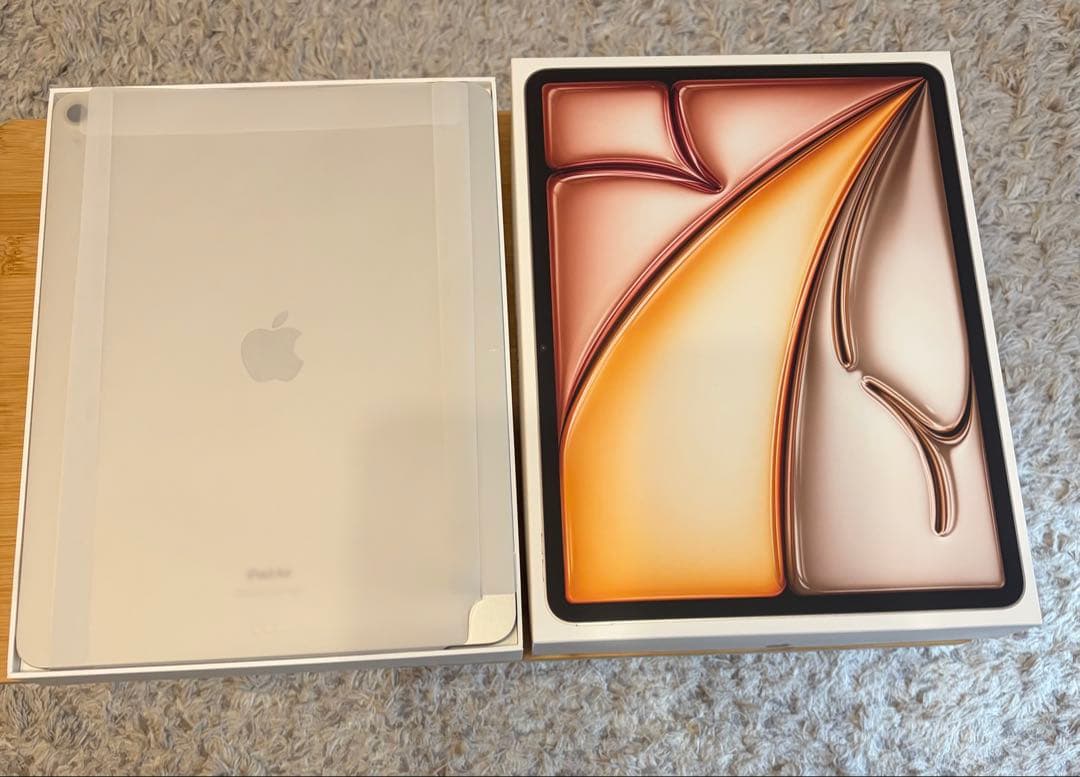 iPad Air 13（M2）128GB スターライト 充電23回 BT100%