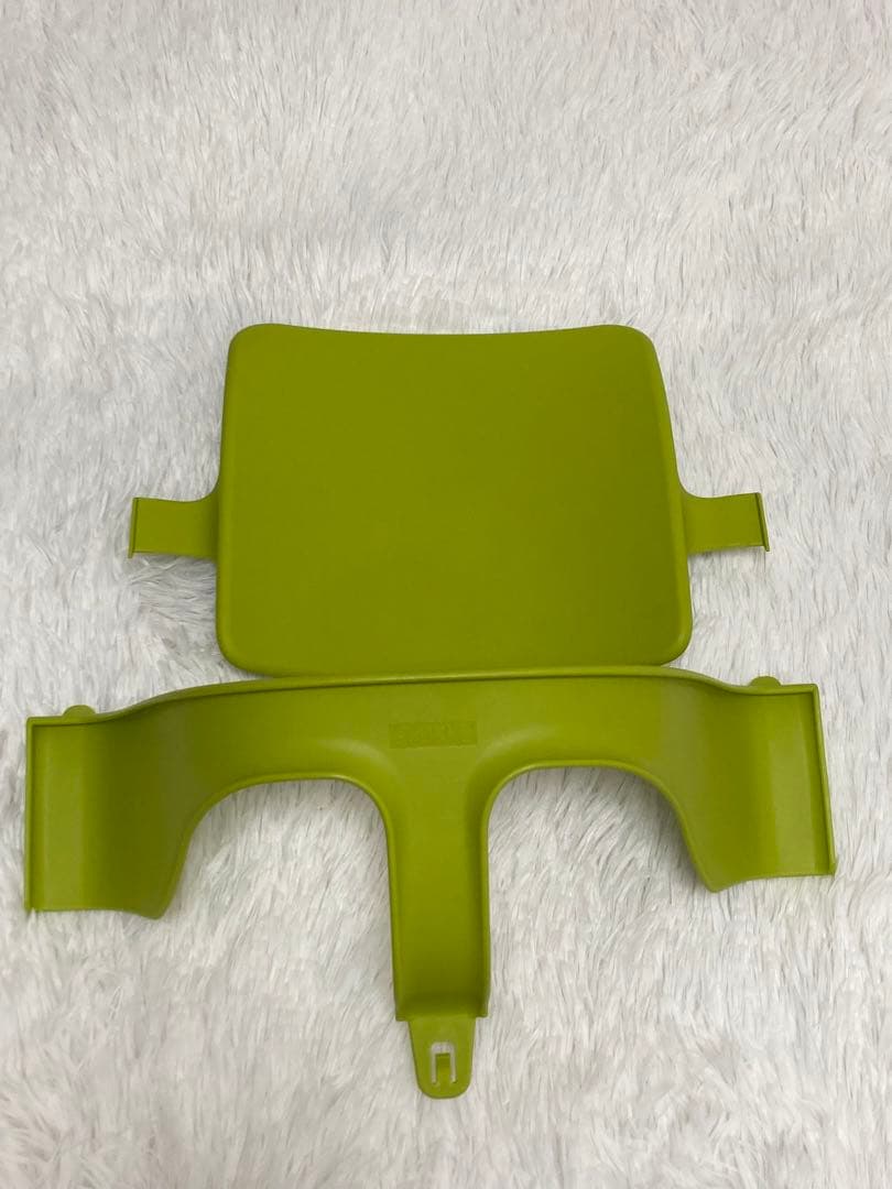 ストッケ　ベビーチェア　トリップトラップ　グリーン　シリアル4 ベビーセット付き