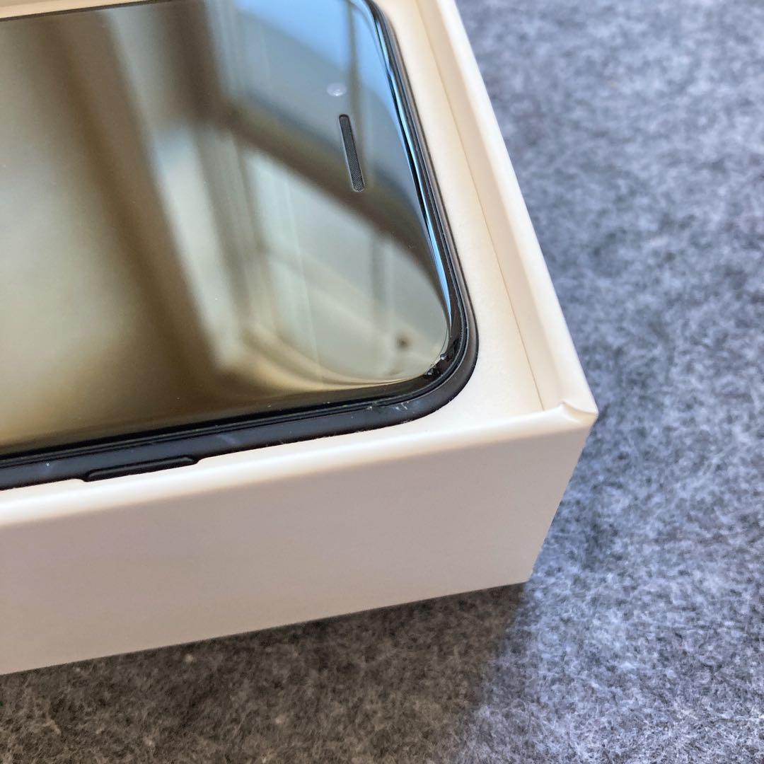 iPhone SE (第2世代) SIMフリー 128GB ブラック