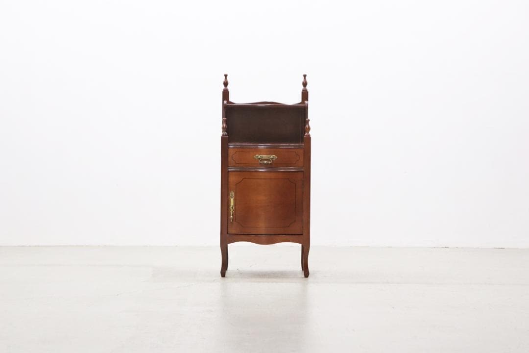 ヴィンテージ クラシカル キャビネット ベッドサイド ラック アンティーク