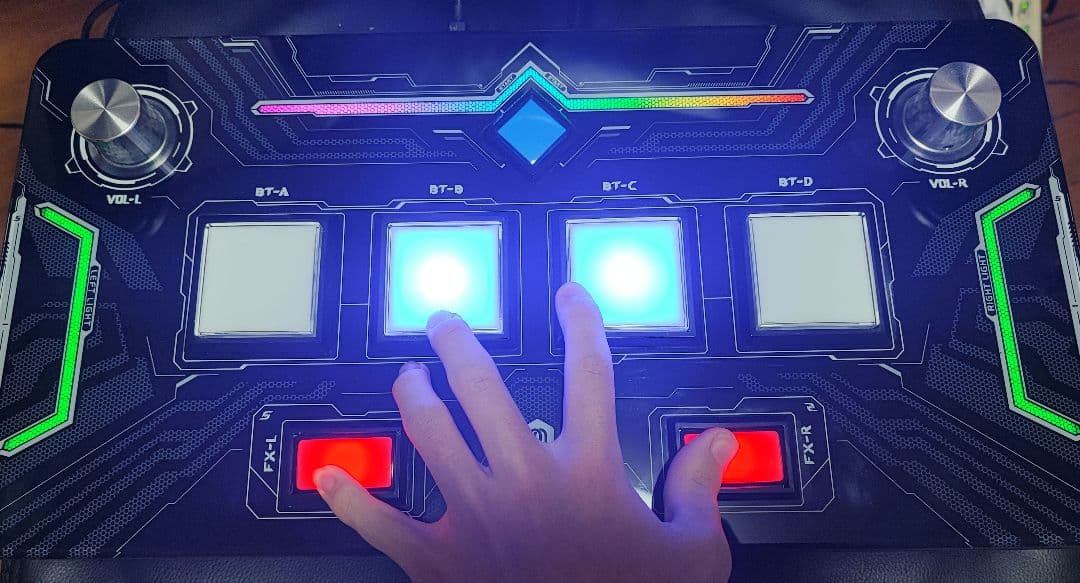 PC用ゲームコントローラー・コンバーター FAUCE TWO FAUCETWO+ EG skin 1st