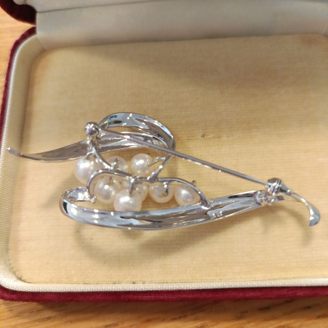 ミキモト ブローチ パール フォーマル 8珠 皇室御用達　箱なし　値引き不可