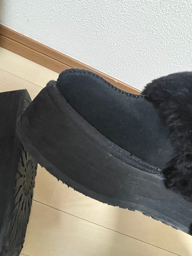 UGG ファンケット　24cm 黒　厚底　ムートン　サンダル　スリッポン