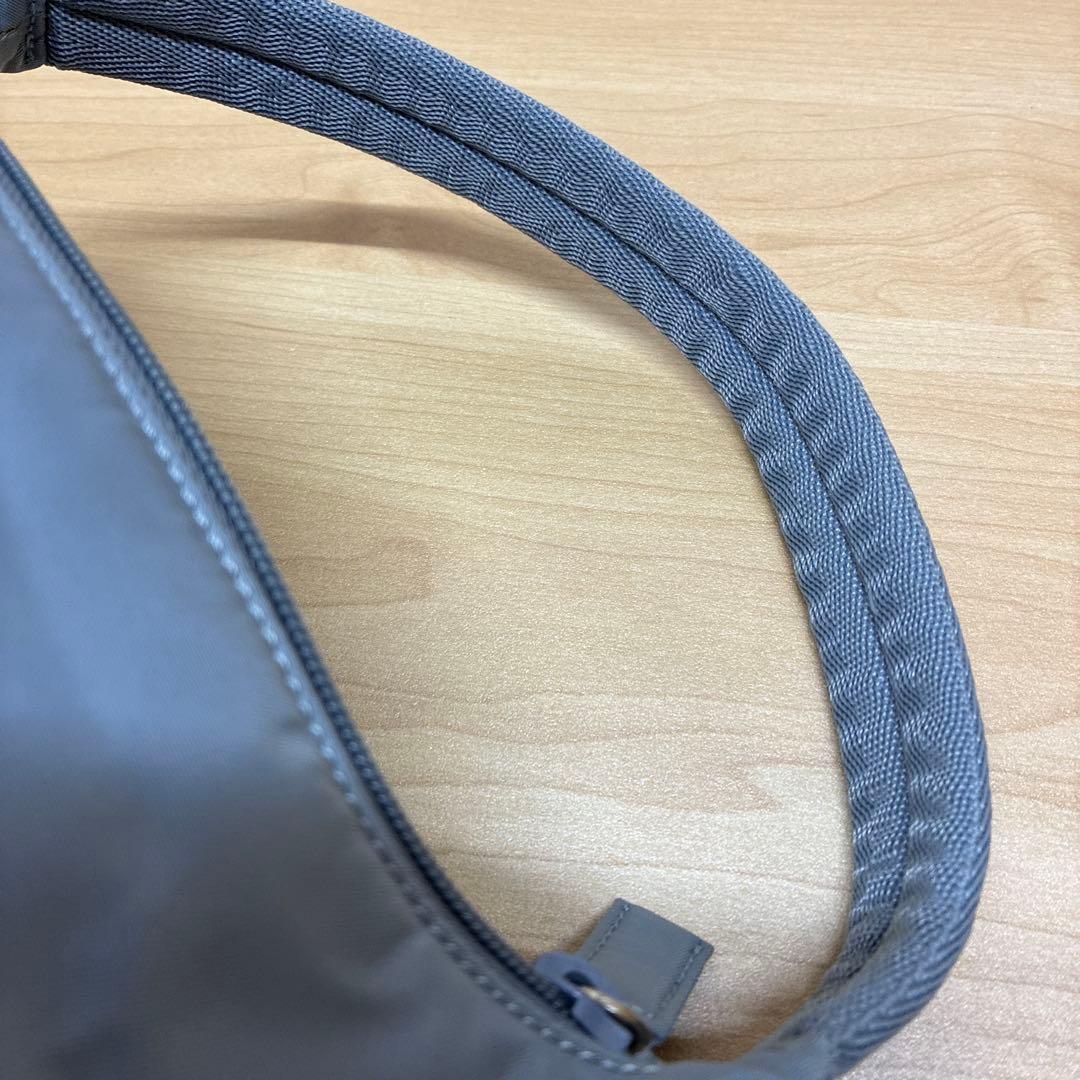 PRADA プラダ　ハンドバッグ　ミニバッグ　ポーチ　ナイロン　ライトブルー系