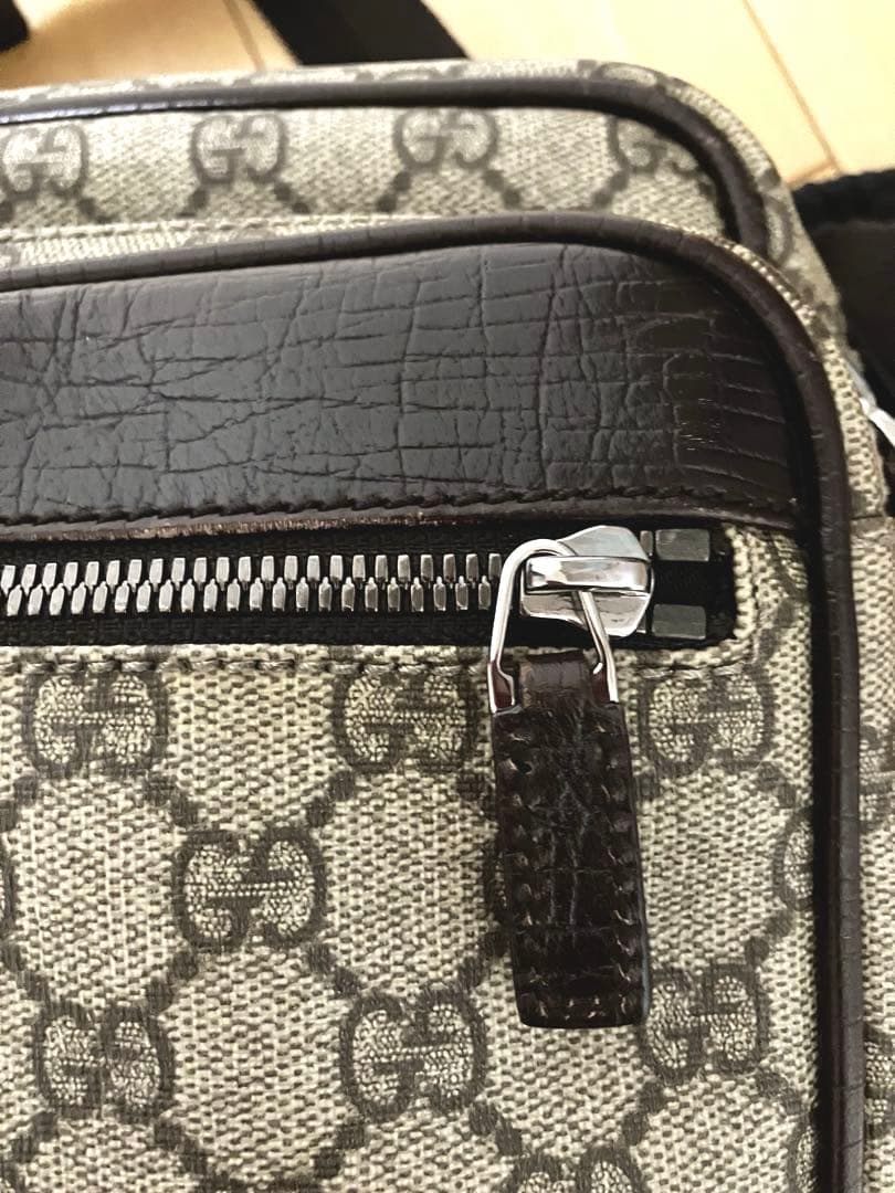 グッチ メッセンジャー ショルダーバッグ GGスプリーム 114531