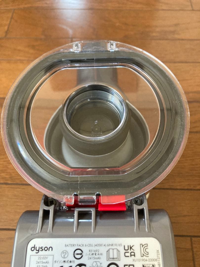 ダイソン掃除機　v8 sv25 分解洗浄 スタンド付き