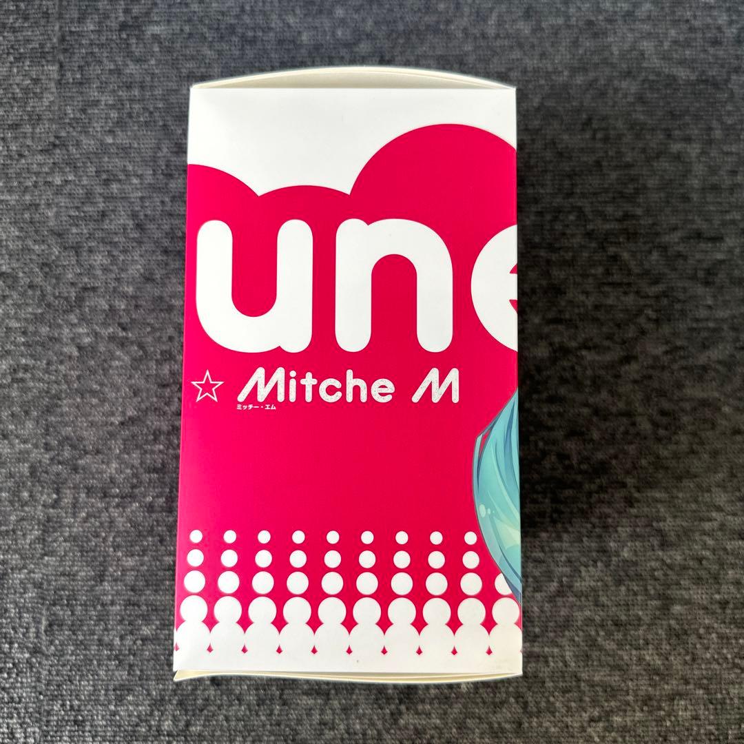 初音ミク　10周年記念モデル　SONY MDR-100A