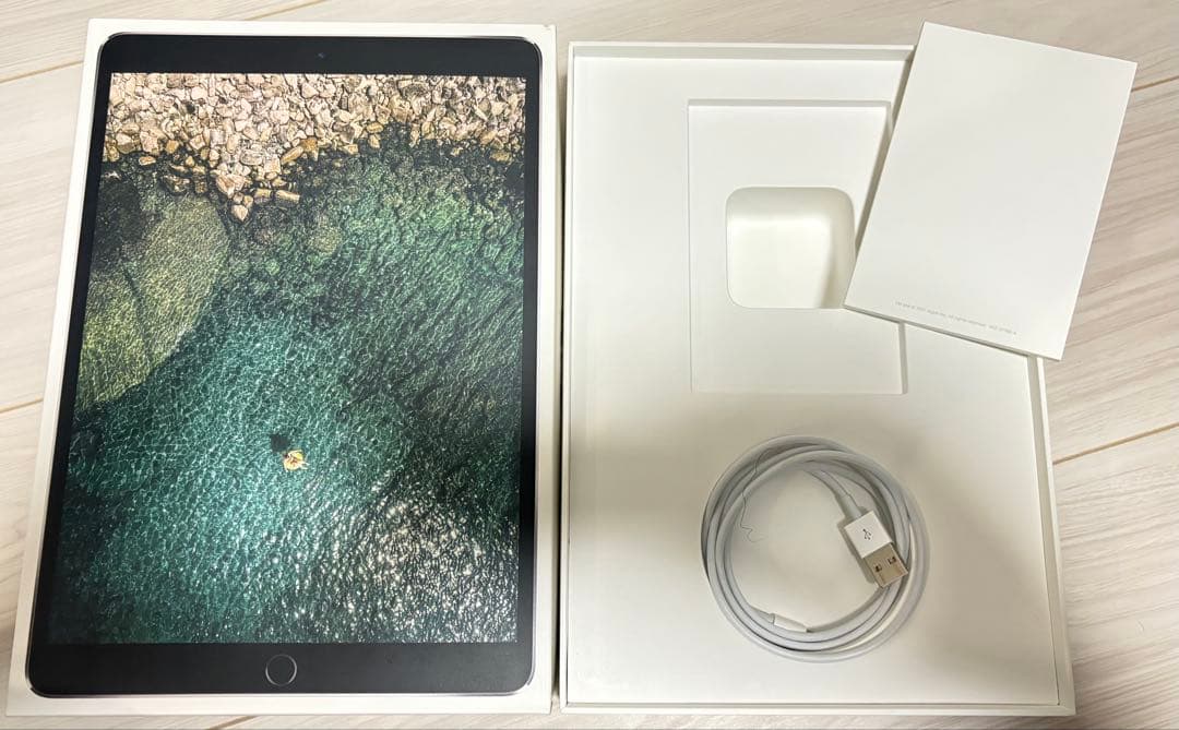 iPad Pro 10.5インチ Wi-Fi 64GB スペースグレイ