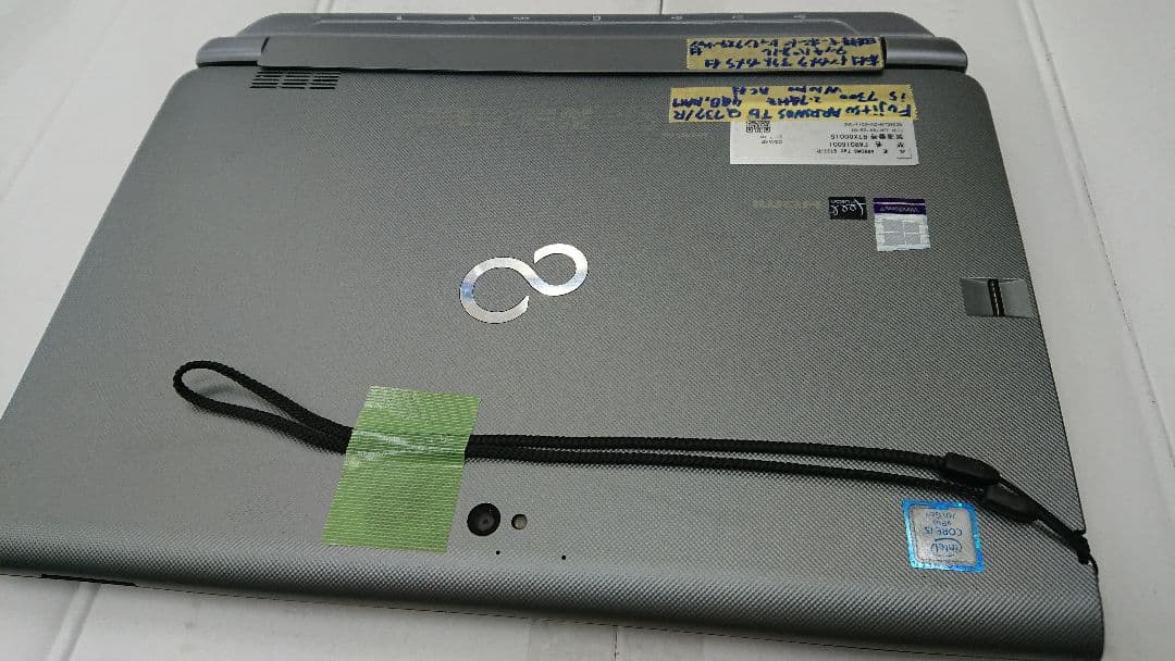 Fujitsu ARROWS タッチ可 Q737/R i5 2.7GHz 4GB