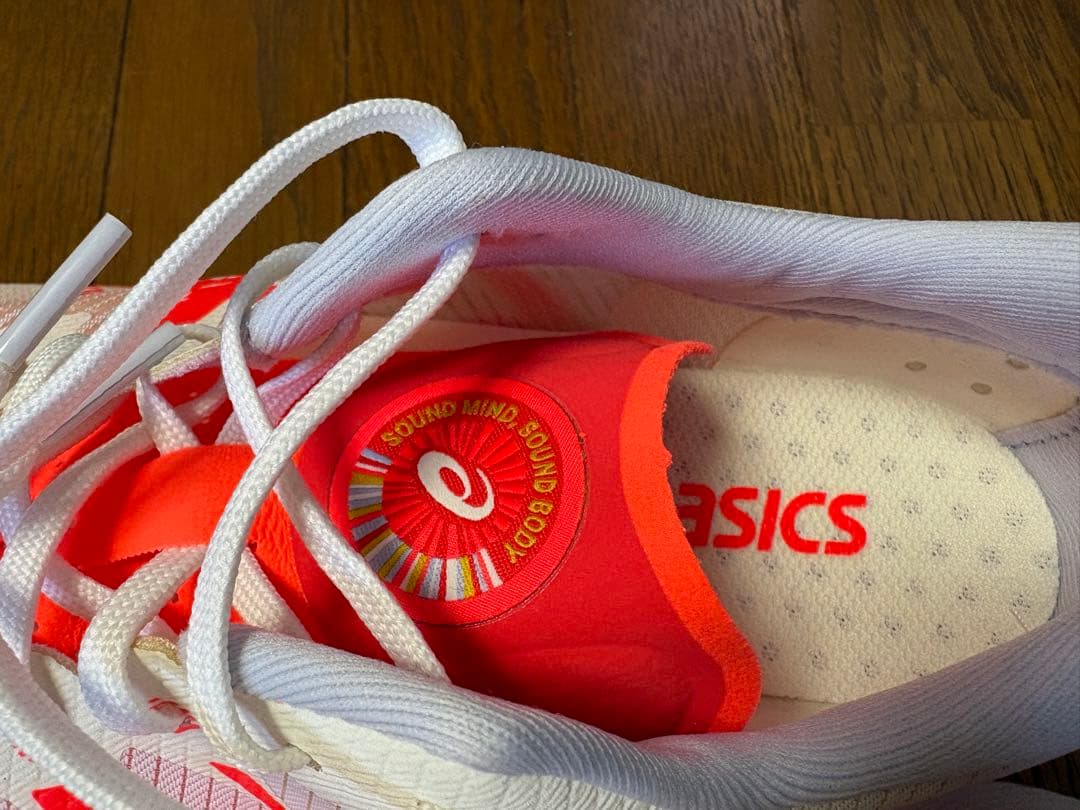 アシックスマジックスピード3 27.0cm ホワイト/レッド