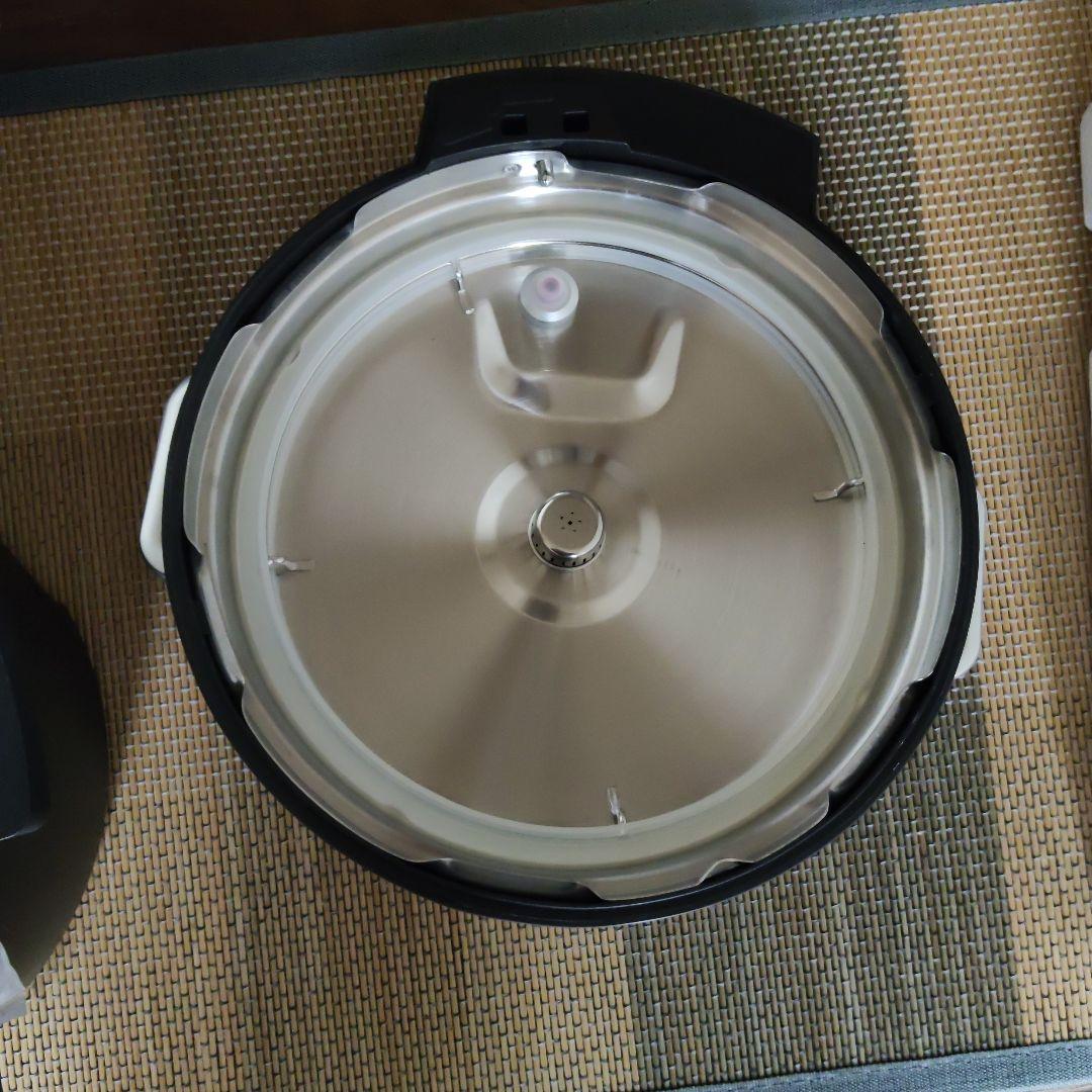 アイリスオーヤマ 電気圧力鍋　kpc-ma4-b　開封済み未使用