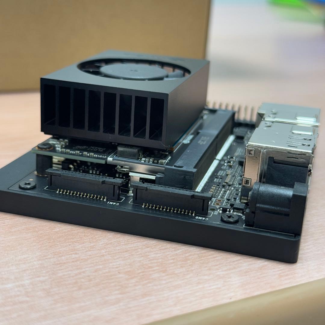NVIDIA Jetson Xavier NX 開発者キット
