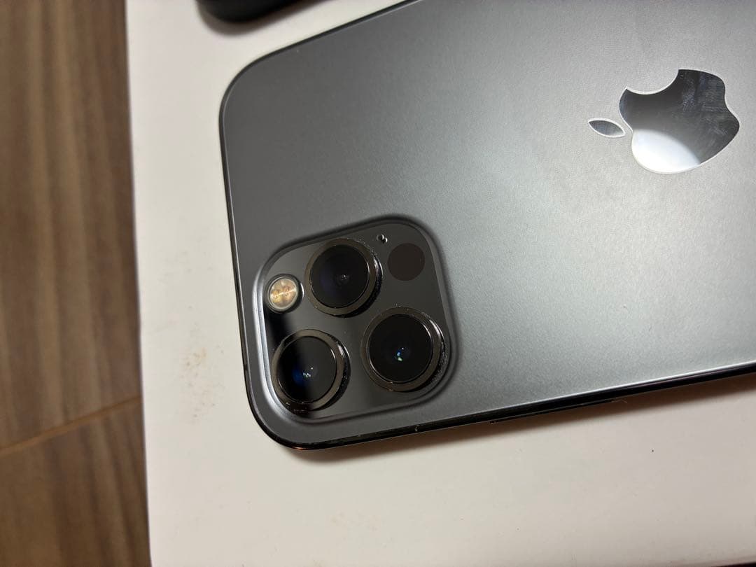 iPhone12pro グラファイト　256GB 純正ケース付