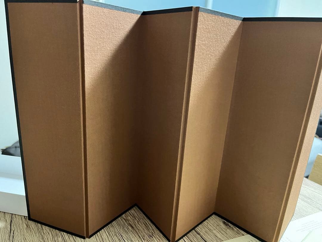 『龍虎図』六曲屏風一双の右右隻『龍図』部分