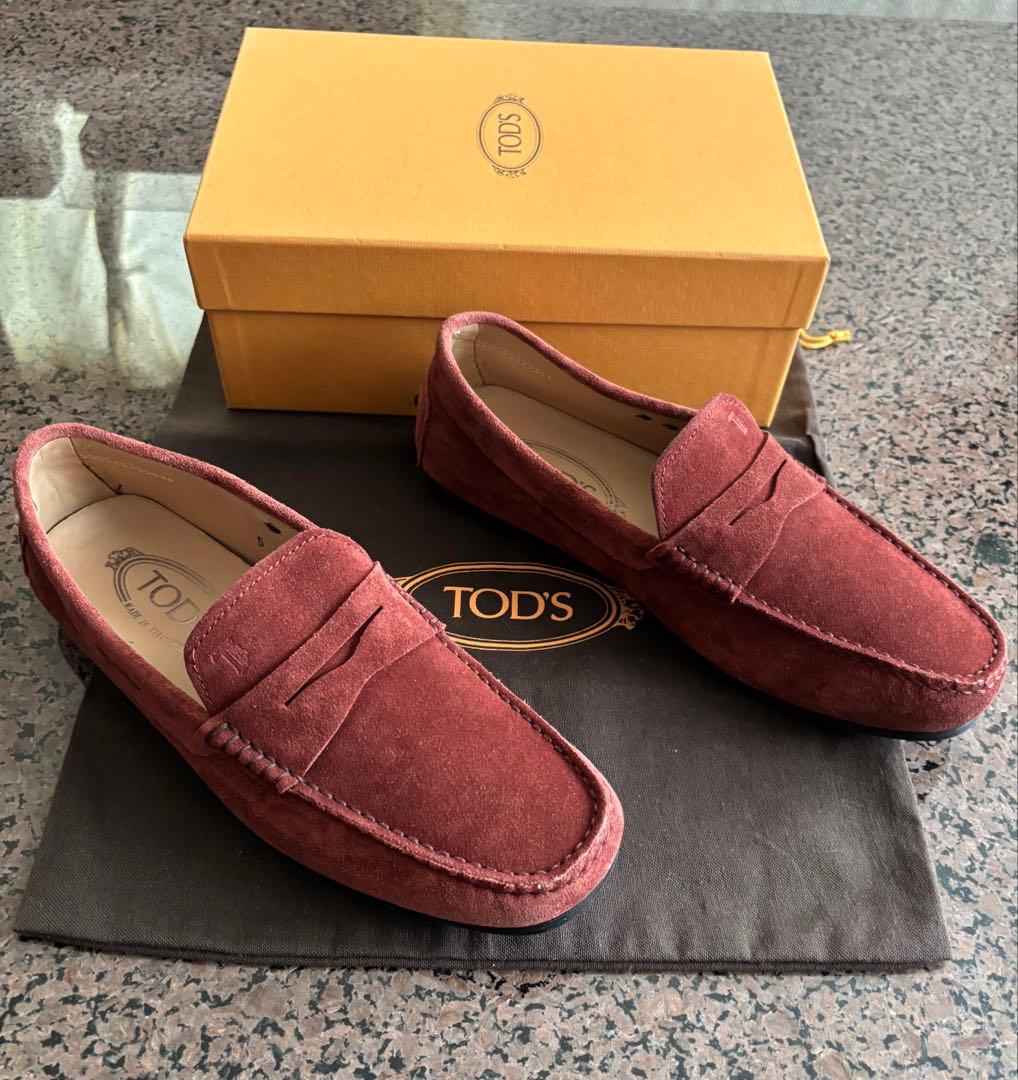 美品！TOD'S トッズ スエードドライビングシューズ 色 : バーガンディ