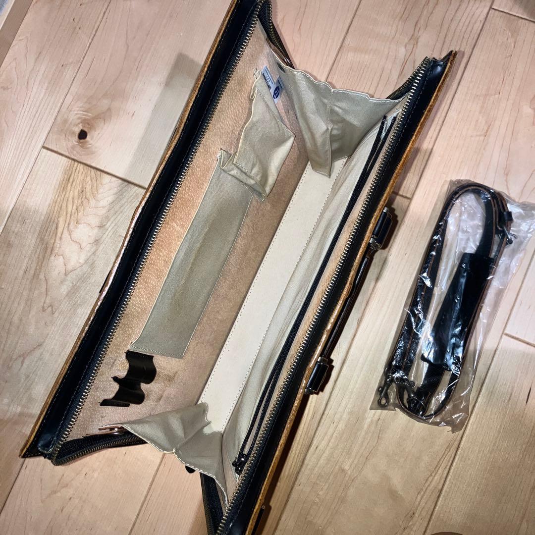 コンプレックス ガーデン　枯淡　ビジネスバッグ　ショルダーベルト付　ブラック