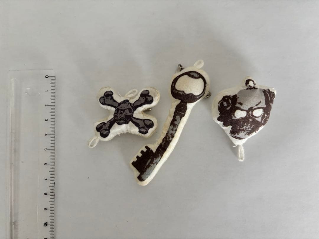 UNDERCOVER　アンダーカバー　butbeautiful期　ブローチ