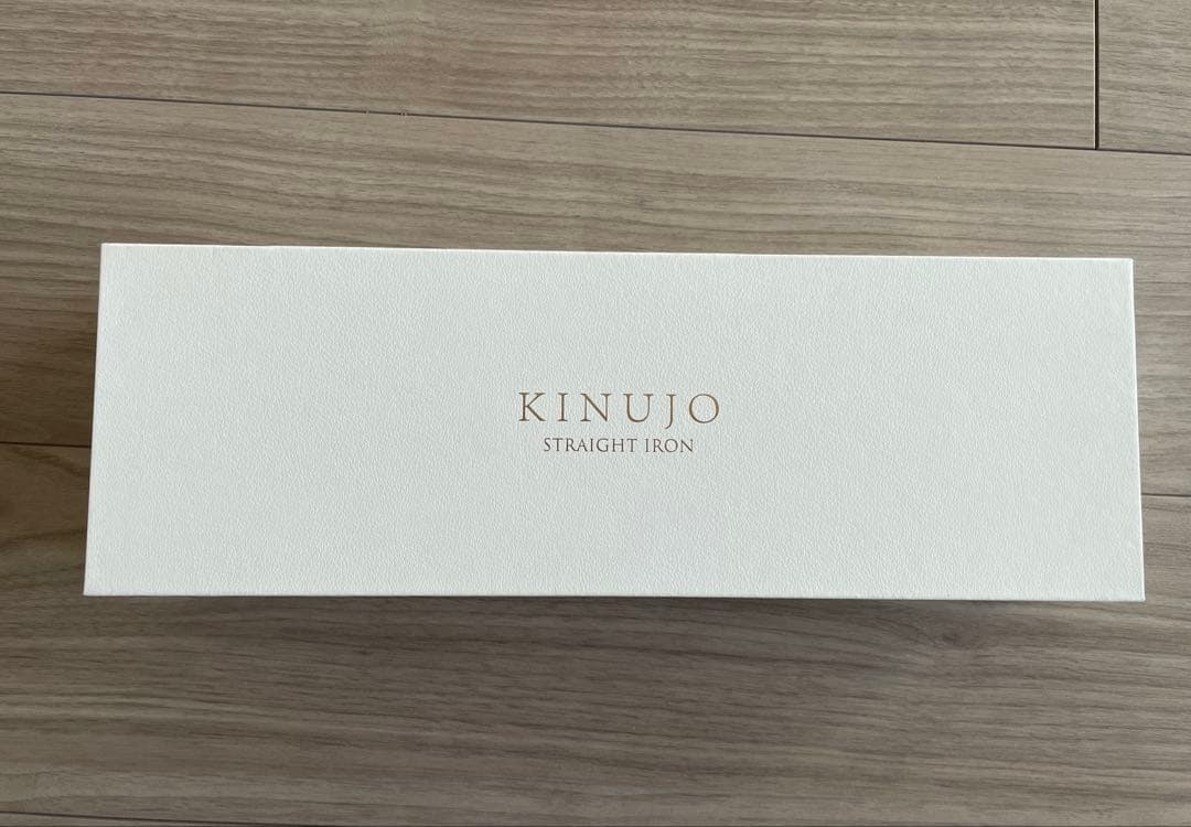 KINUJO ストレートアイロン ホワイト 箱入り