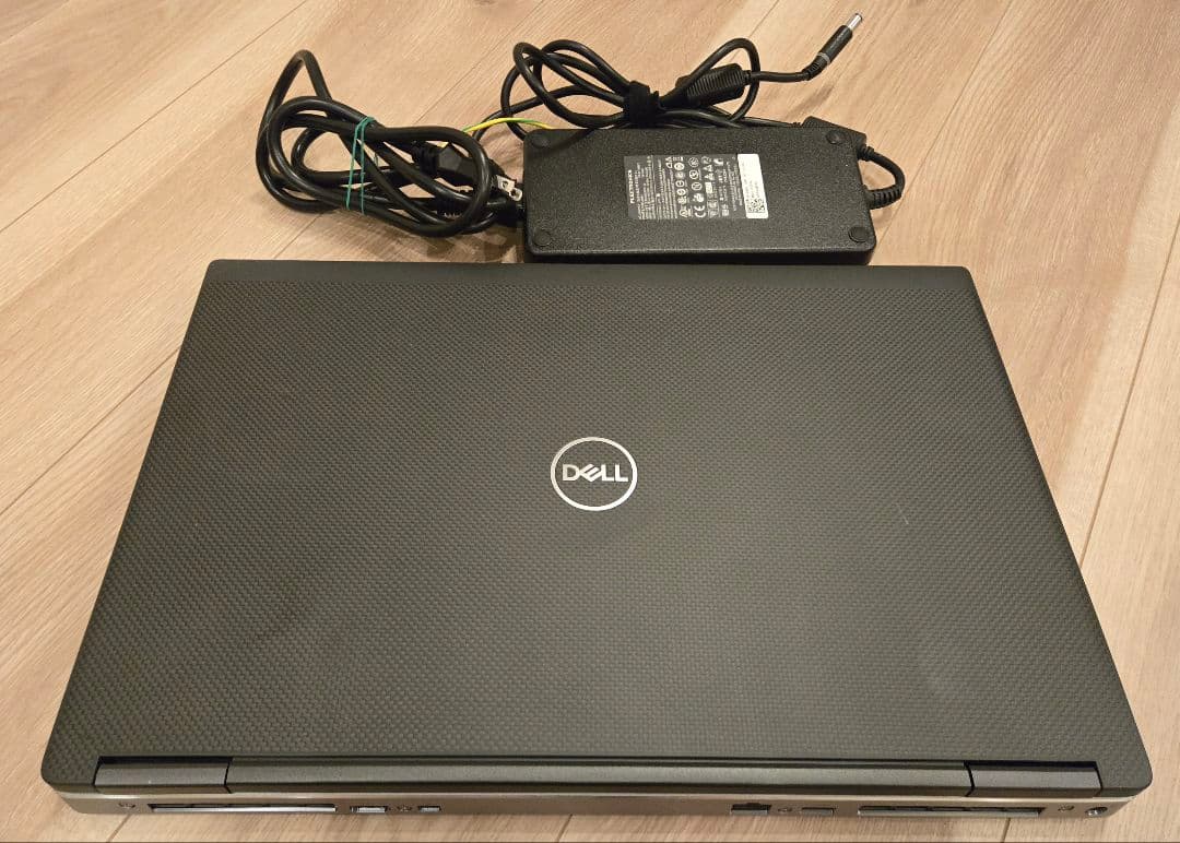 【未使用】Dell Precision 7740 i7/16GB/RTX3000