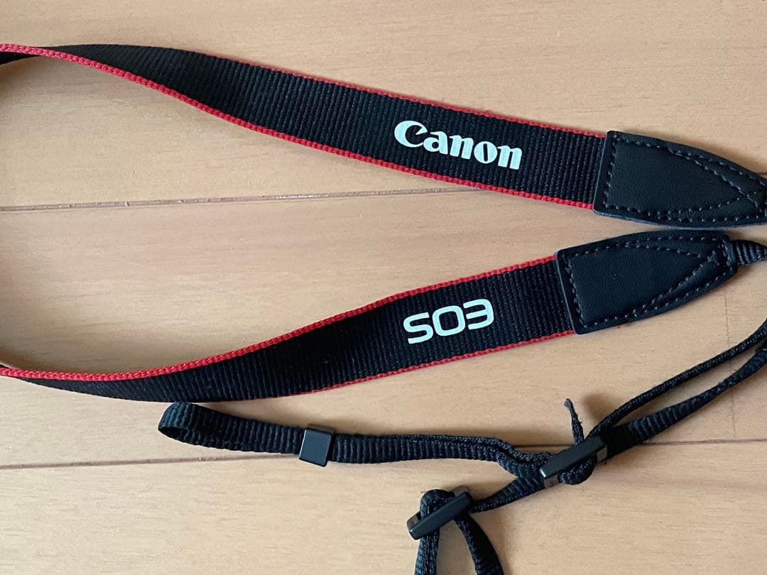 Canon EOS M ミラーレスカメラ 2レンズ付き