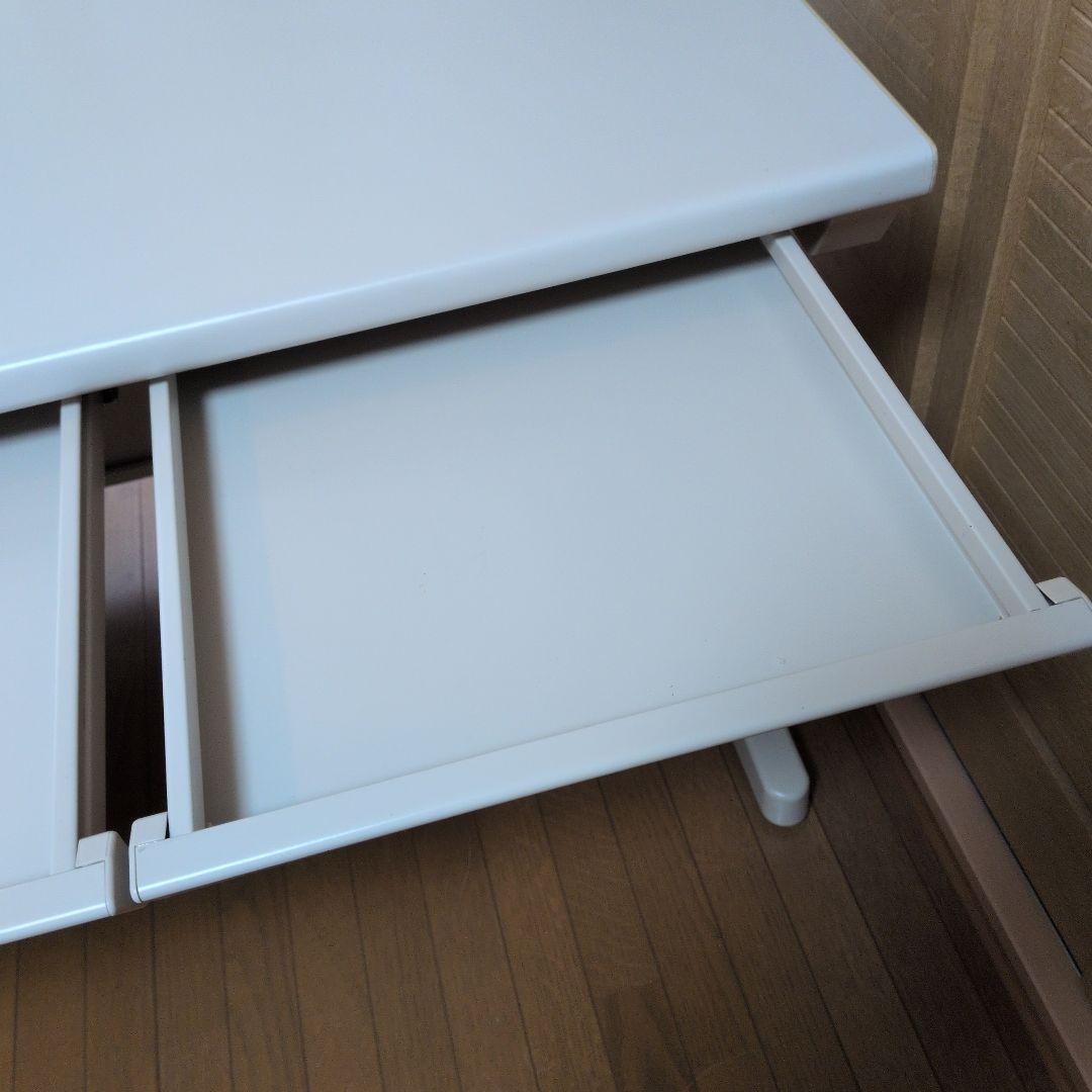 オフィスデスク 平机 コクヨ ホワイト　送料込み（メルカリ便）