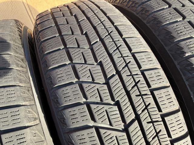 専用。アクア ヴィッツ フィット スタッドレスセット 175/65R15