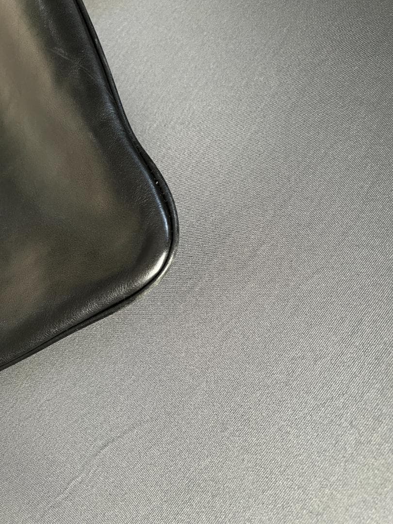 バリー　ショルダーバッグ