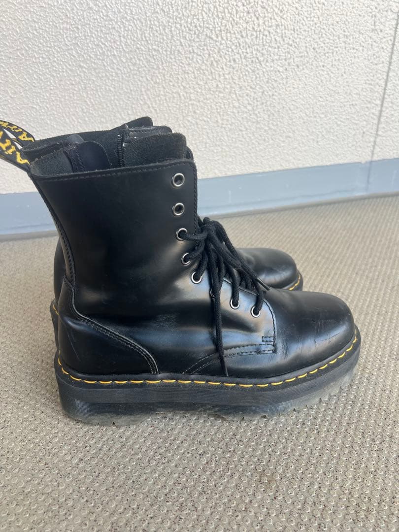 【美品】ドクターマーチン JADON8ホール ブーツ 厚底