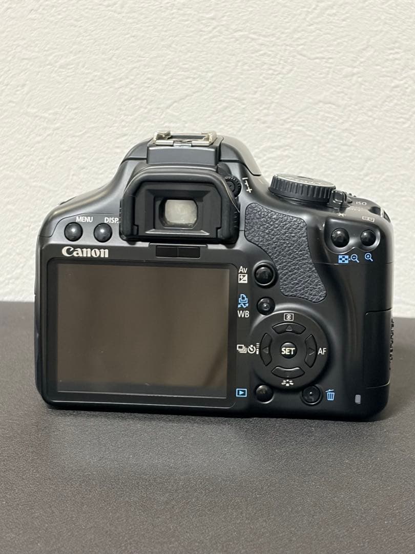 【ジャンク品】キャノン　EOS Kiss X2 デジタル一眼レフカメラ