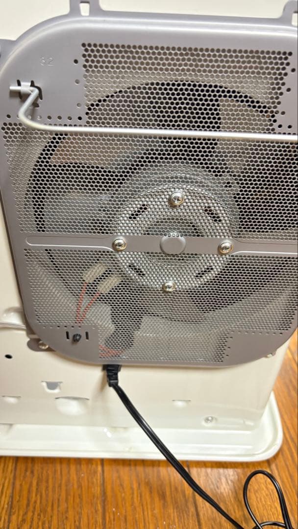 ☆美品☆ダイニチ 石油ファンヒーター FW-3214ウォームホワイト