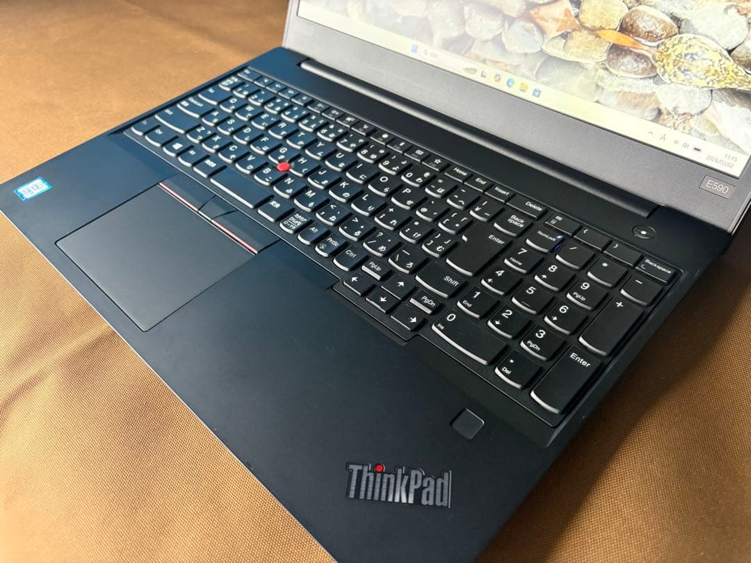 美品 ThinkPad e590 第8世代 i5 メモリ8GB SSD256GB
