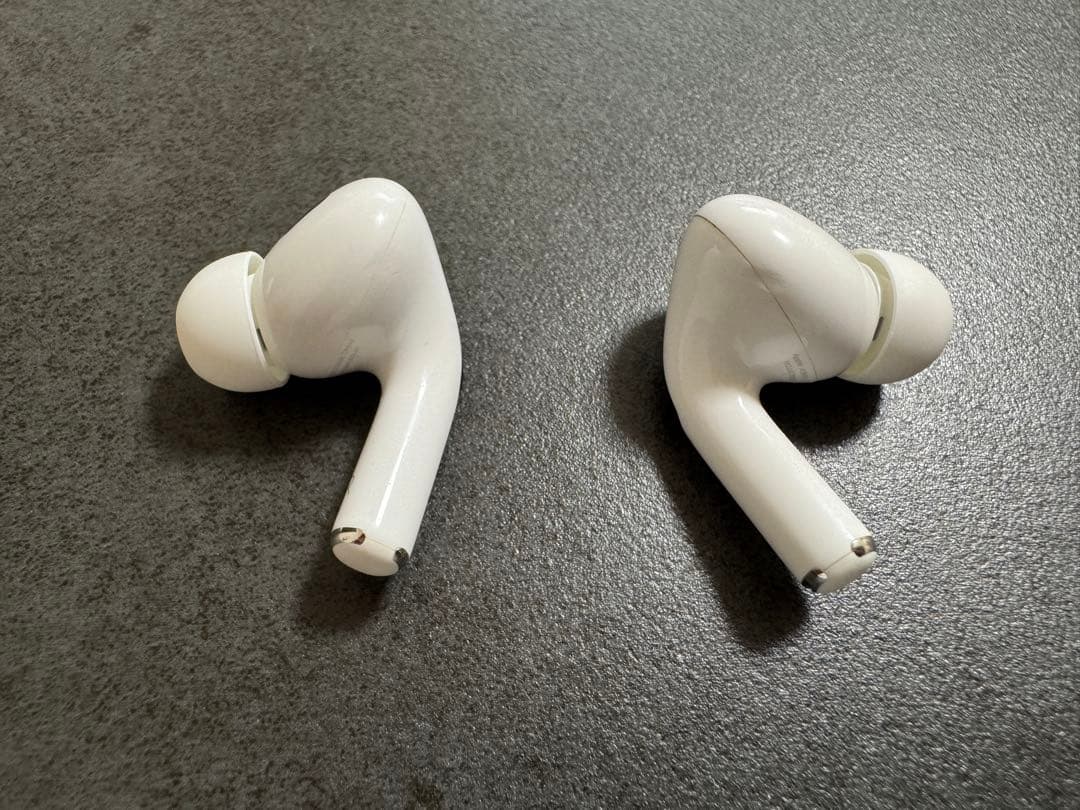 【美品】AirPods Pro 2世代 MagSafe充電ケース 豪華おまけ