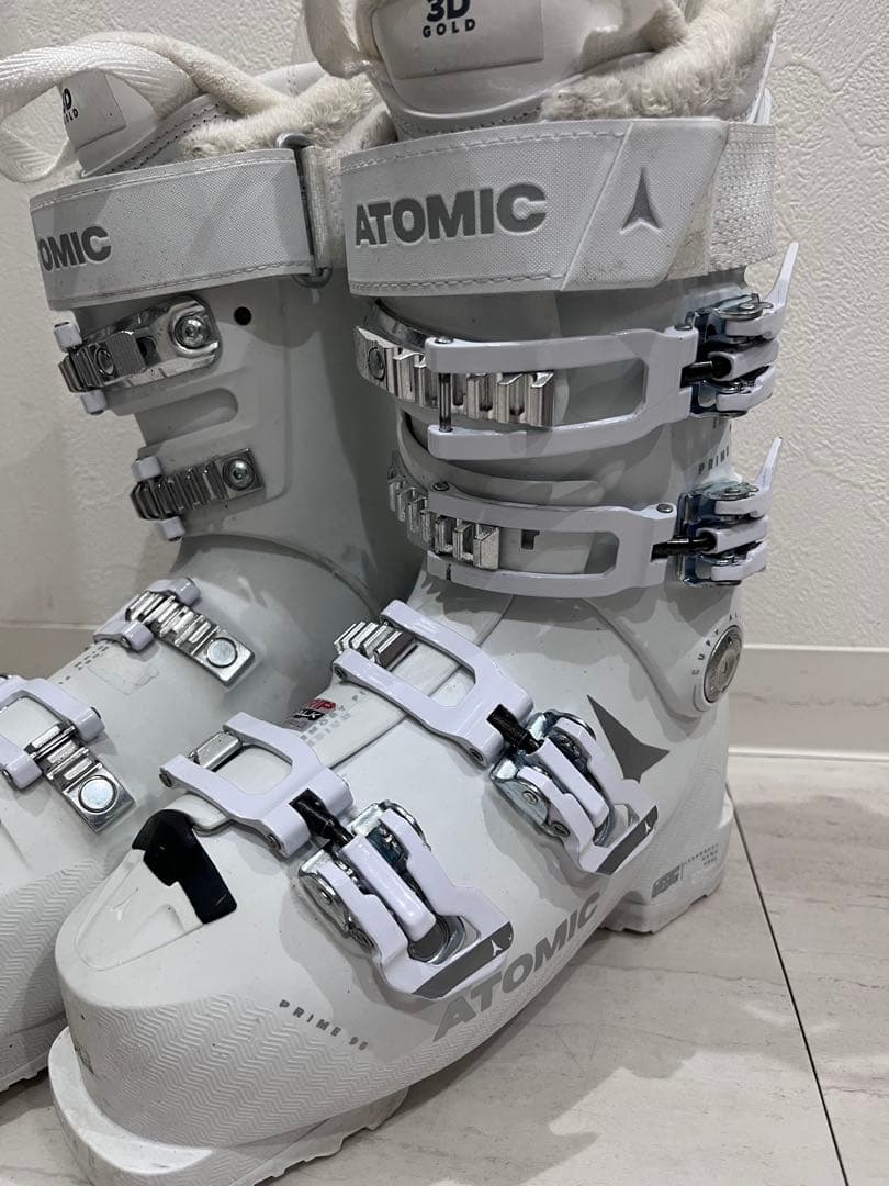 ATOMIC 3D GOLD スキー用ブーツ ホワイト