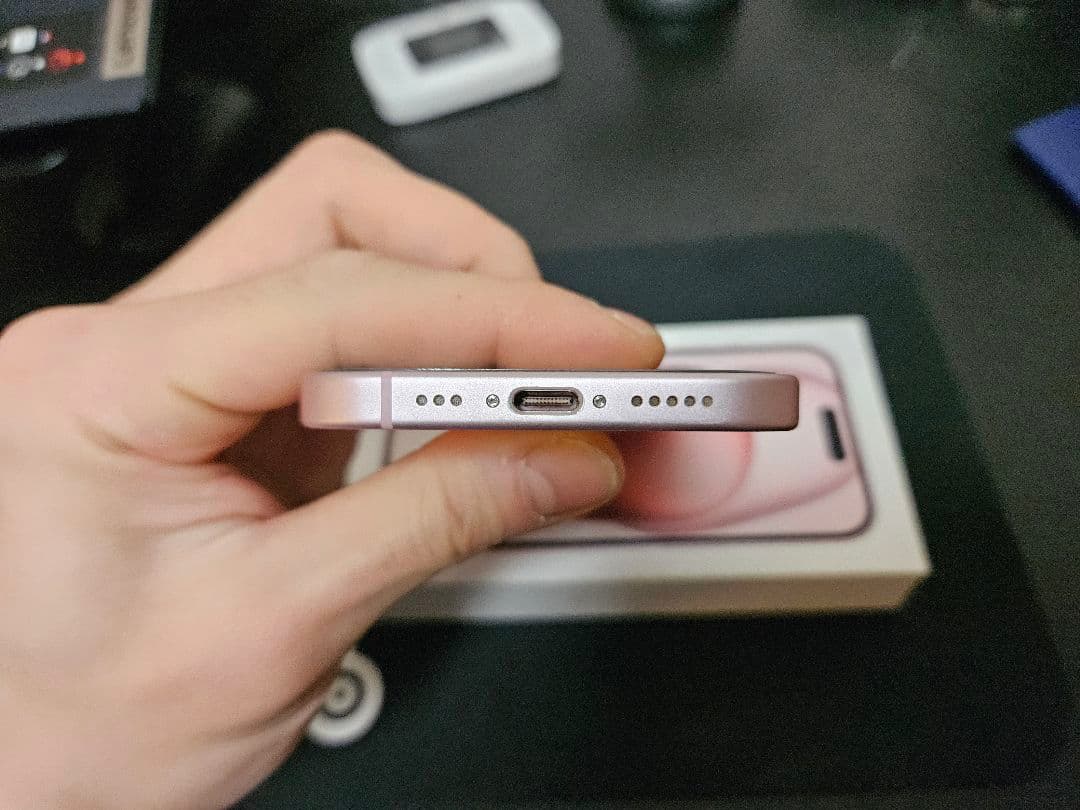 Apple iPhone 15 ピンク256G 本体