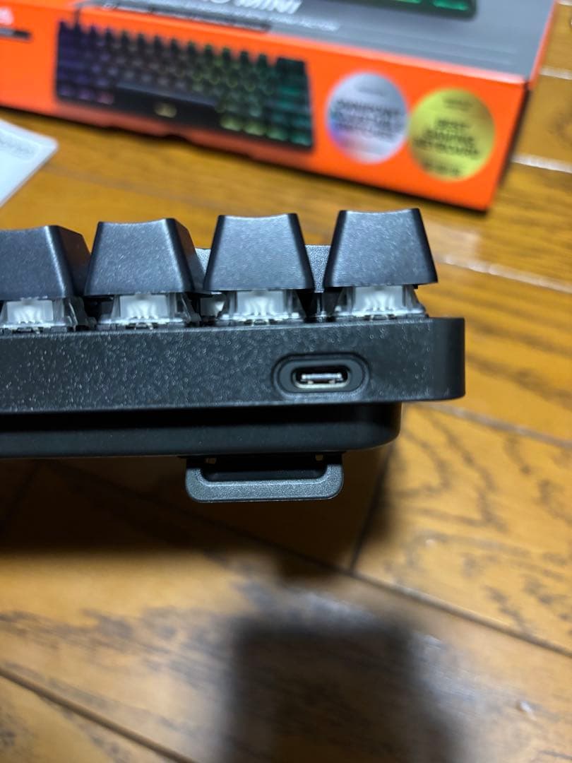 Steelseries Apex Pro Mini ゲーミングキーボード