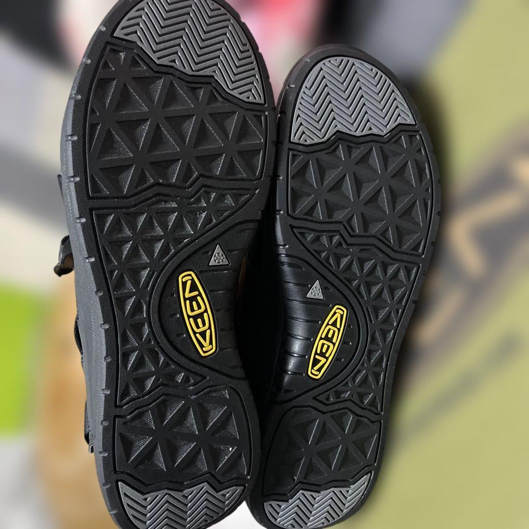 KEEN 撥水性ストラップブーツ ブラウン/ブラック　27.5