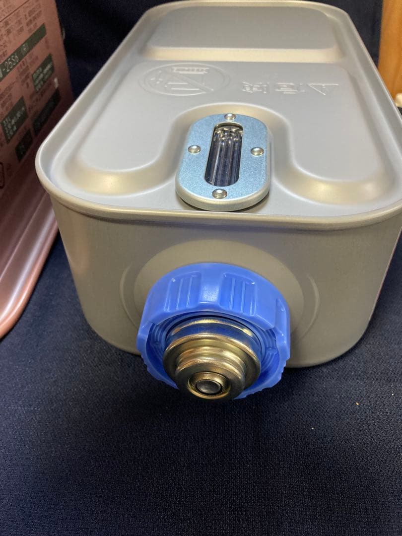 Dainichi ブルーヒーター　FW-25S6 石油ファンヒーター新品箱付‼️